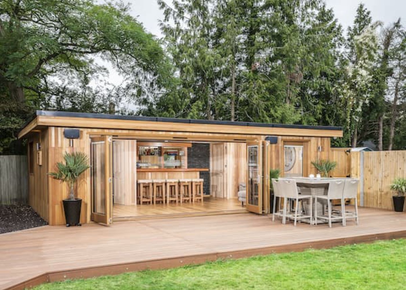 9m-x-5m-with-Cedar-cladding-and-EPDM-roof (1)