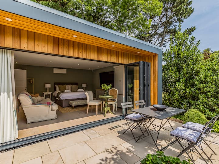 How Much Should You Budget for a 42 Square Metre Garden Room in 2024?